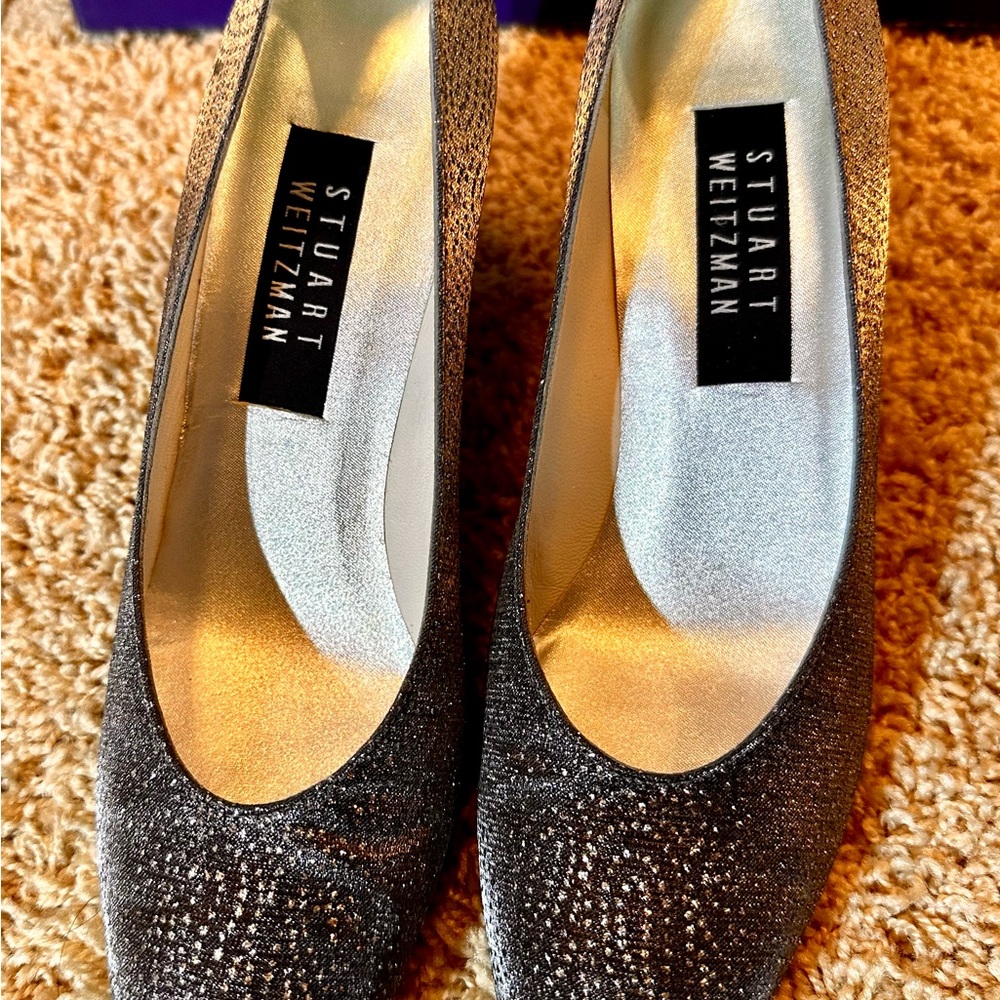 NWT- Stuart Weitzman Glittering Silver Heels - Picture 4 of 15
